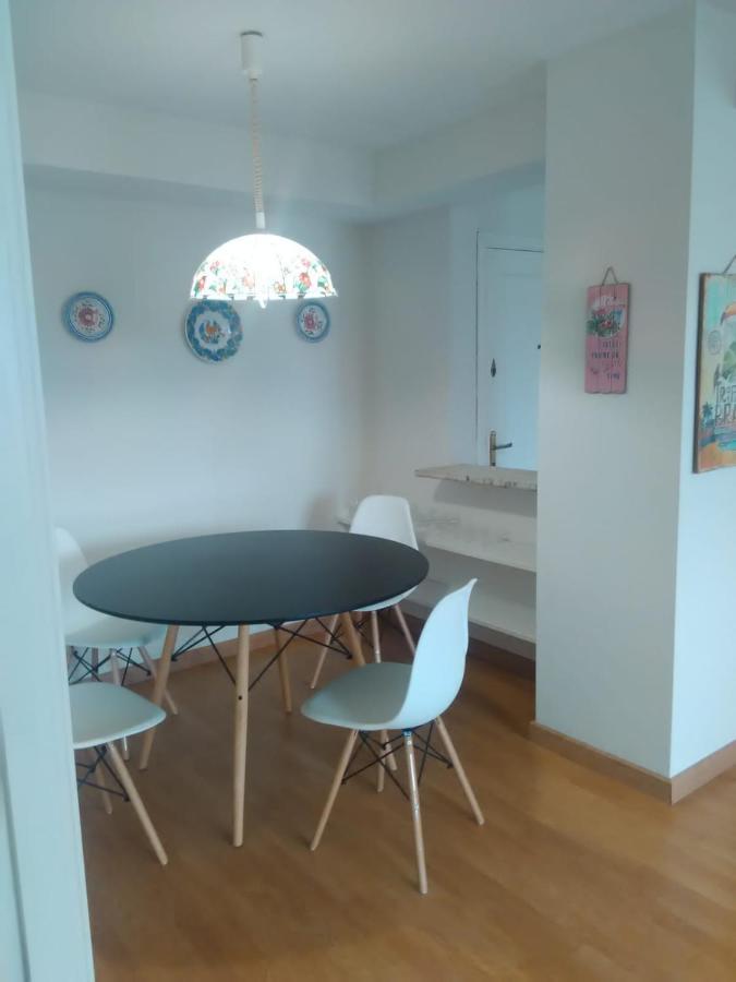Apartamentos Ramon Foz Esterno foto